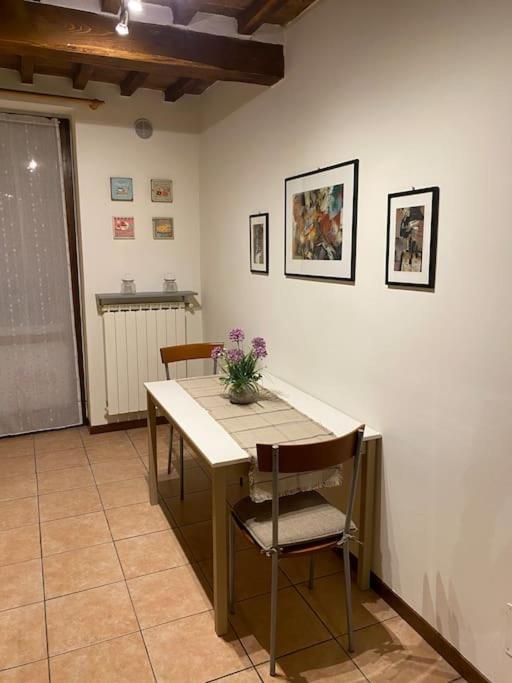 Casa Perla Apartment ชิตตา ดิ กัสเตลโล ภายนอก รูปภาพ
