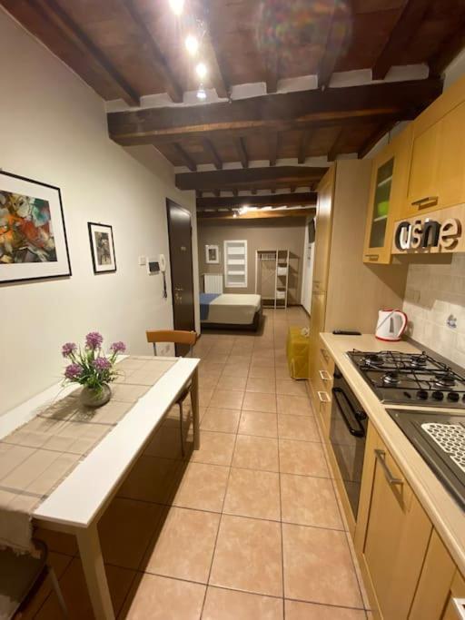 Casa Perla Apartment ชิตตา ดิ กัสเตลโล ภายนอก รูปภาพ